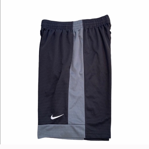 Men’s Nike basketball 10” shorts - Picture 3 of 8
